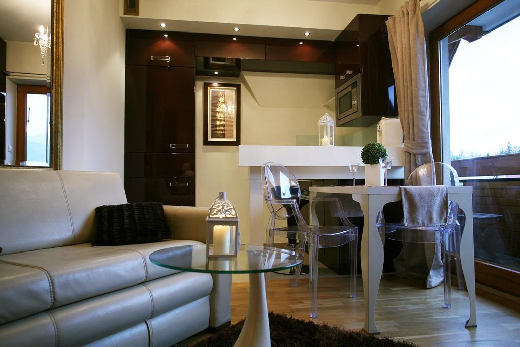 Apartament Glamour II コシチェリスコ 部屋 写真